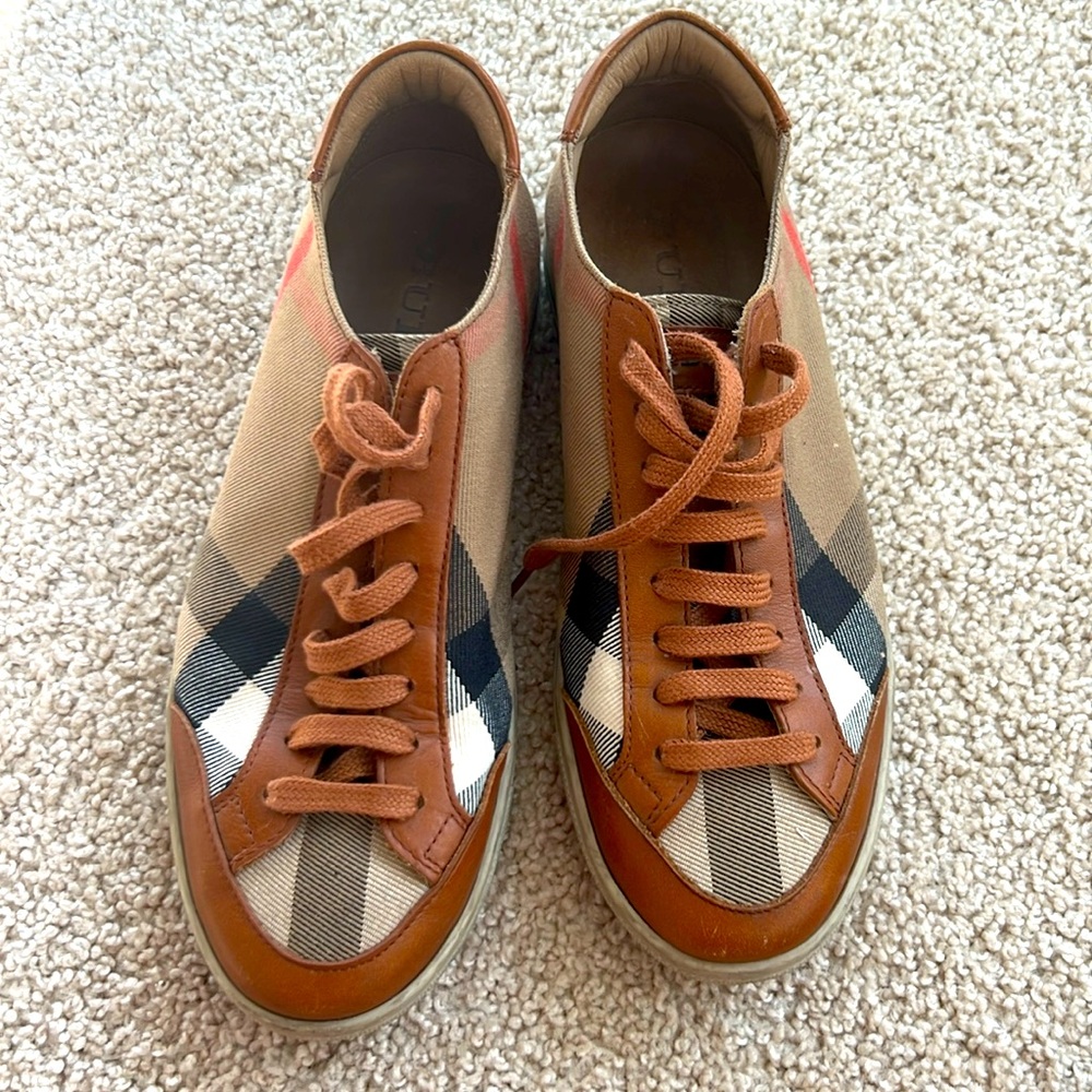 Burberry sneakers